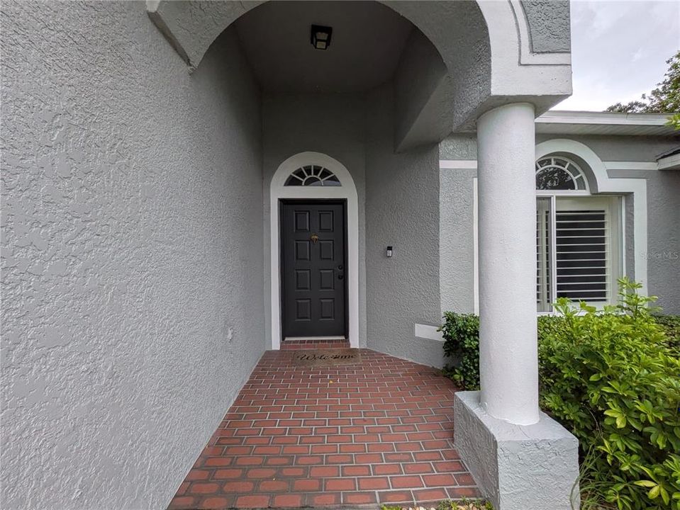 For Rent: $3,900 (3 beds, 2 baths, 1869 Square Feet)