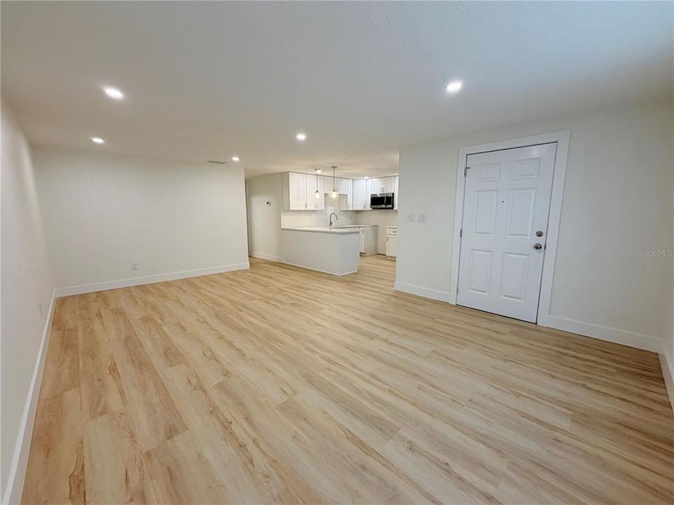 For Sale: $534,999 (0 beds, 0 baths, 1717 Square Feet)