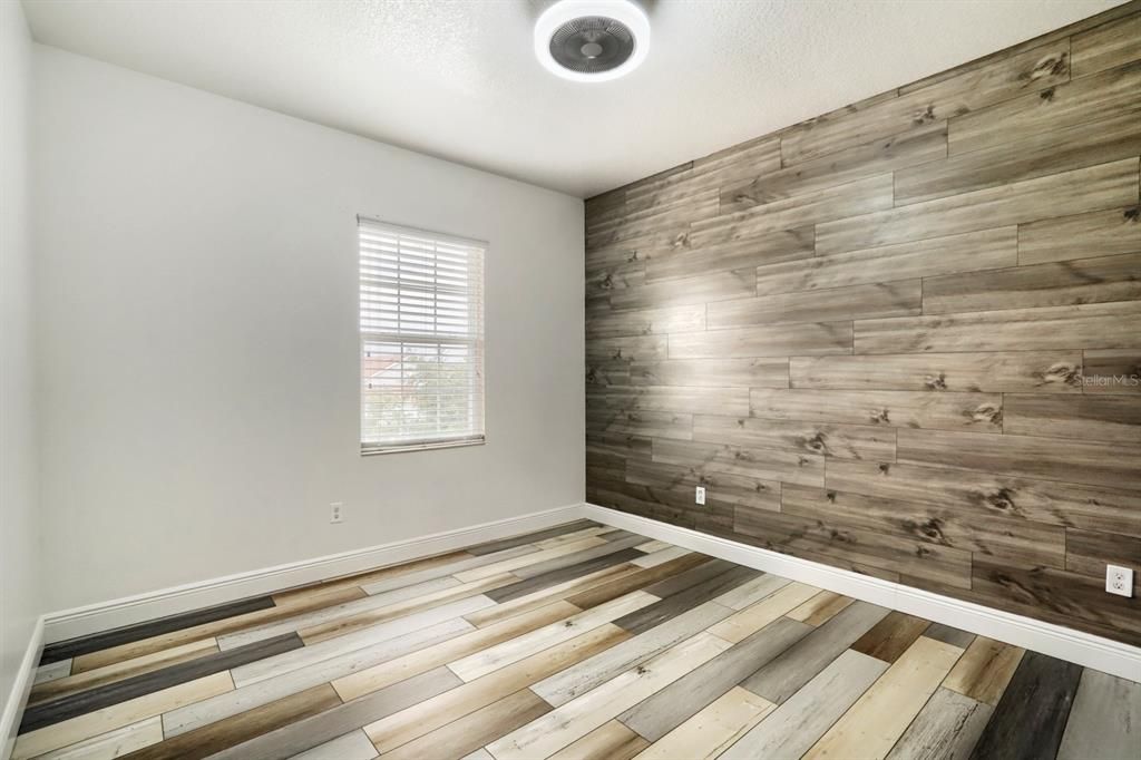 For Sale: $530,000 (5 beds, 3 baths, 2576 Square Feet)