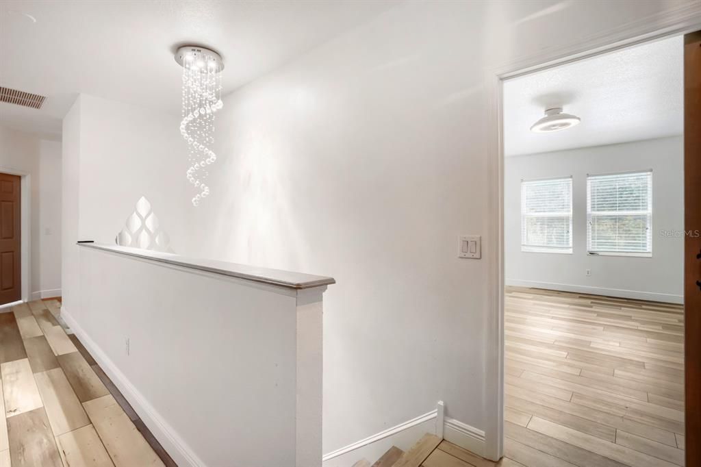 For Sale: $530,000 (5 beds, 3 baths, 2576 Square Feet)