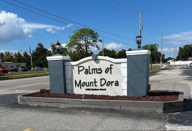 For Sale: $129,000 (2 beds, 1 baths, 702 Square Feet)