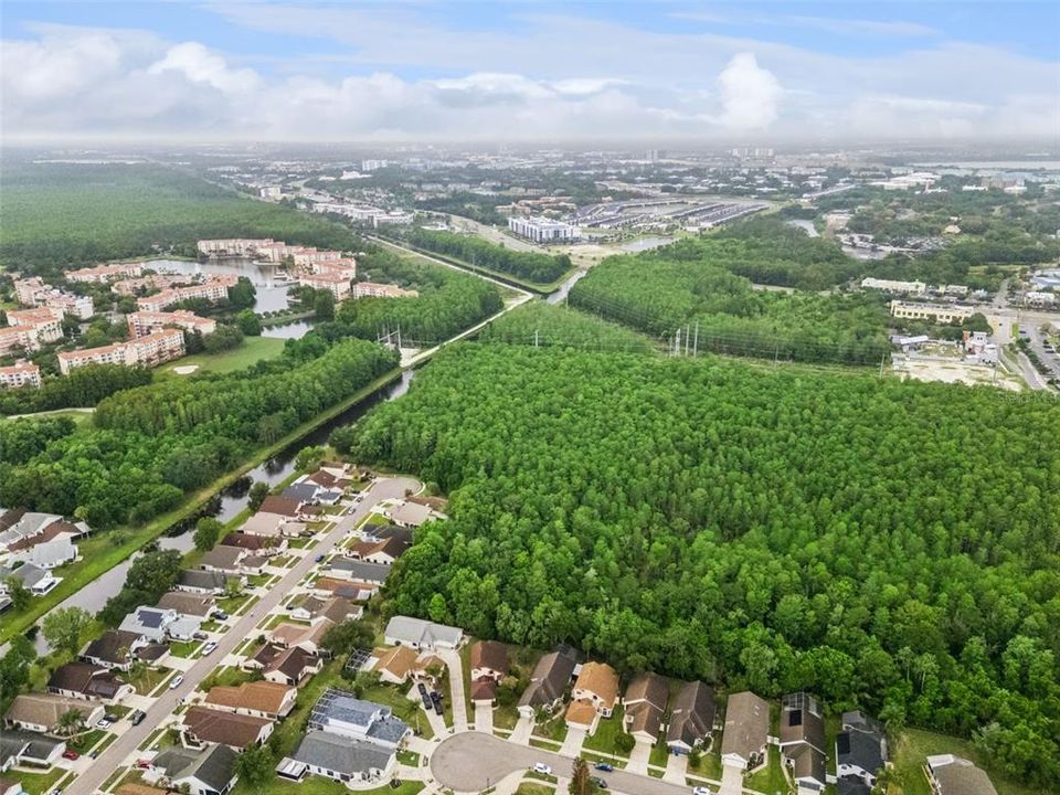 На продажу: $599,000 (4 спален, 2 ванн, 2009 Квадратных фут)