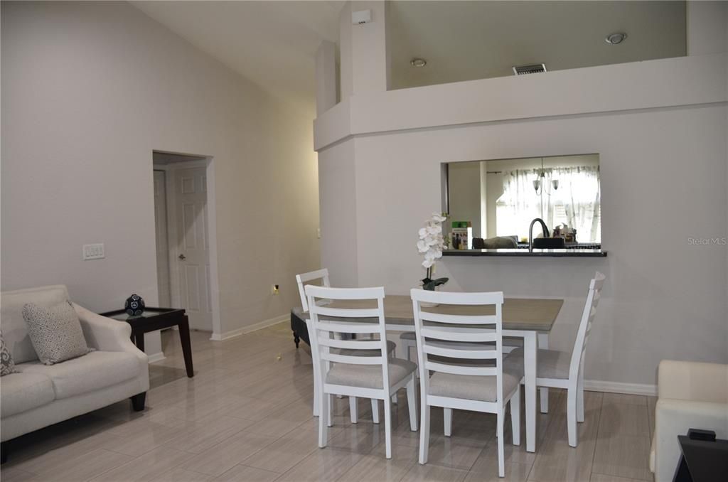 For Sale: $270,000 (3 beds, 2 baths, 1499 Square Feet)