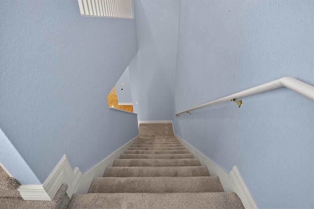 En Venta: $479,000 (3 camas, 3 baños, 2599 Pies cuadrados)