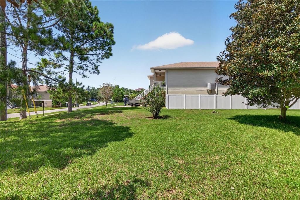 En Venta: $479,000 (3 camas, 3 baños, 2599 Pies cuadrados)