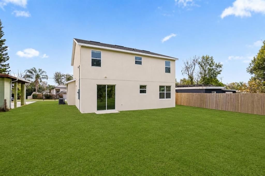 На продажу: $559,990 (4 спален, 2 ванн, 2031 Квадратных фут)