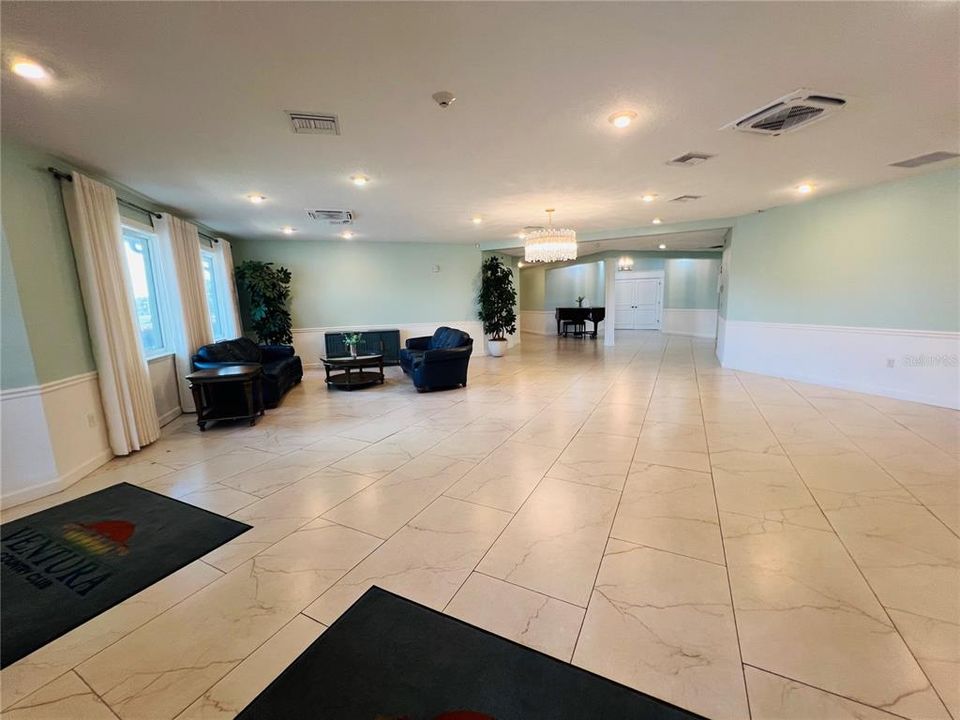 For Rent: $1,650 (2 beds, 2 baths, 820 Square Feet)