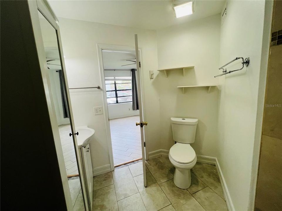 For Rent: $1,650 (2 beds, 2 baths, 820 Square Feet)