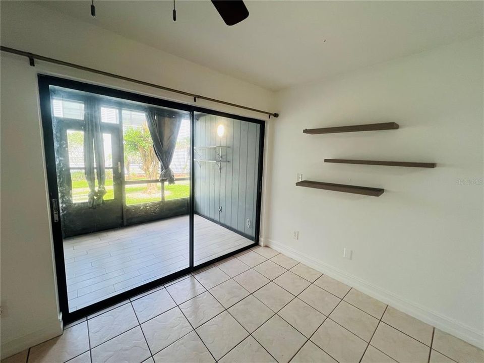 For Rent: $1,650 (2 beds, 2 baths, 820 Square Feet)