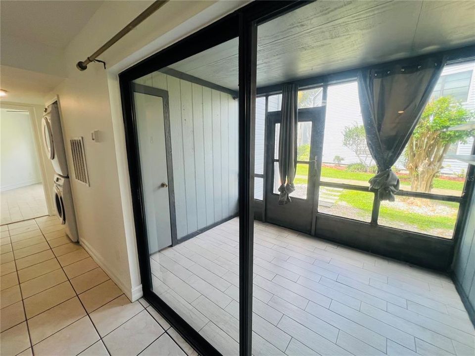 For Rent: $1,650 (2 beds, 2 baths, 820 Square Feet)