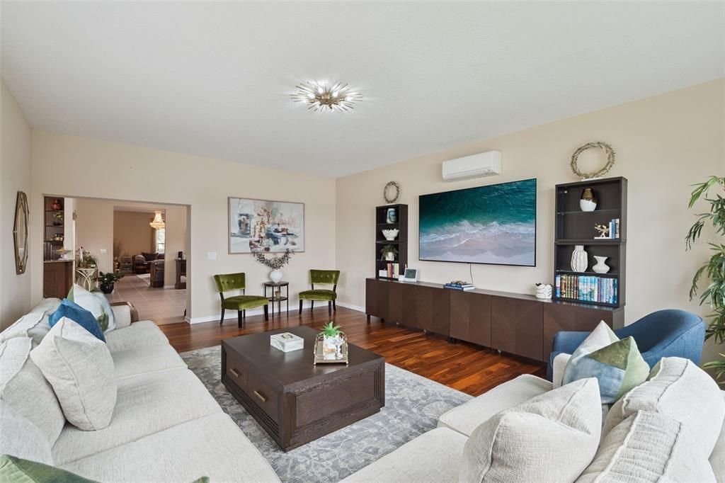 На продажу: $650,000 (5 спален, 3 ванн, 3246 Квадратных фут)