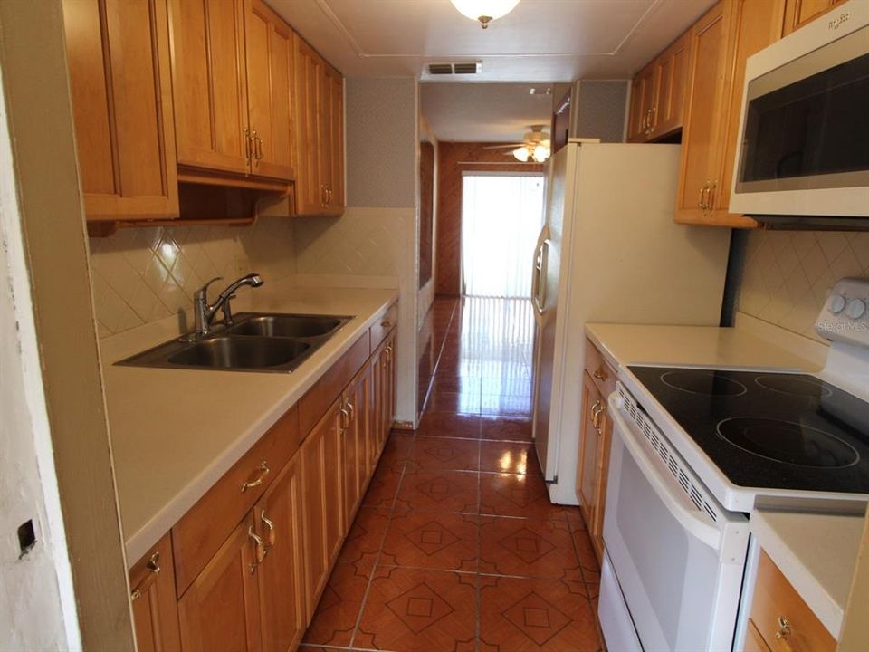 En Venta: $290,000 (2 camas, 2 baños, 1063 Pies cuadrados)