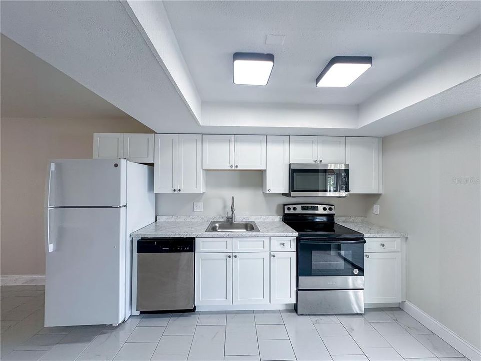 For Sale: $240,000 (2 beds, 2 baths, 1200 Square Feet)