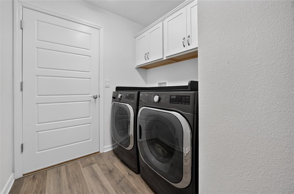 Active With Contract: $499,900 (3 beds, 2 baths, 1953 Square Feet)