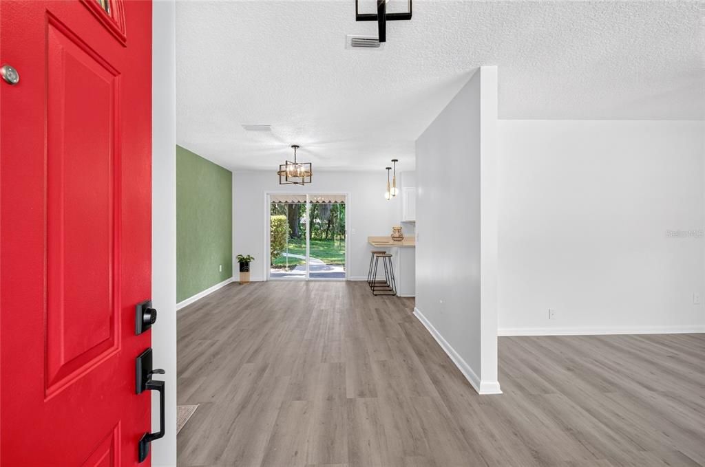 For Sale: $290,000 (3 beds, 2 baths, 1459 Square Feet)