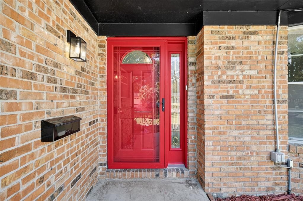 For Sale: $290,000 (3 beds, 2 baths, 1459 Square Feet)