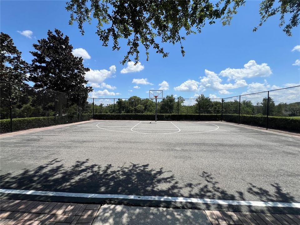 For Sale: $549,000 (4 beds, 3 baths, 2356 Square Feet)