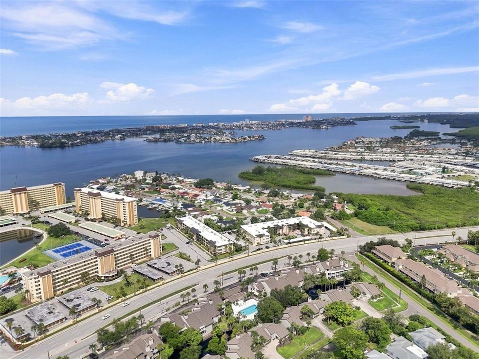 На продажу: $175,000 (1 спален, 1 ванн, 797 Квадратных фут)