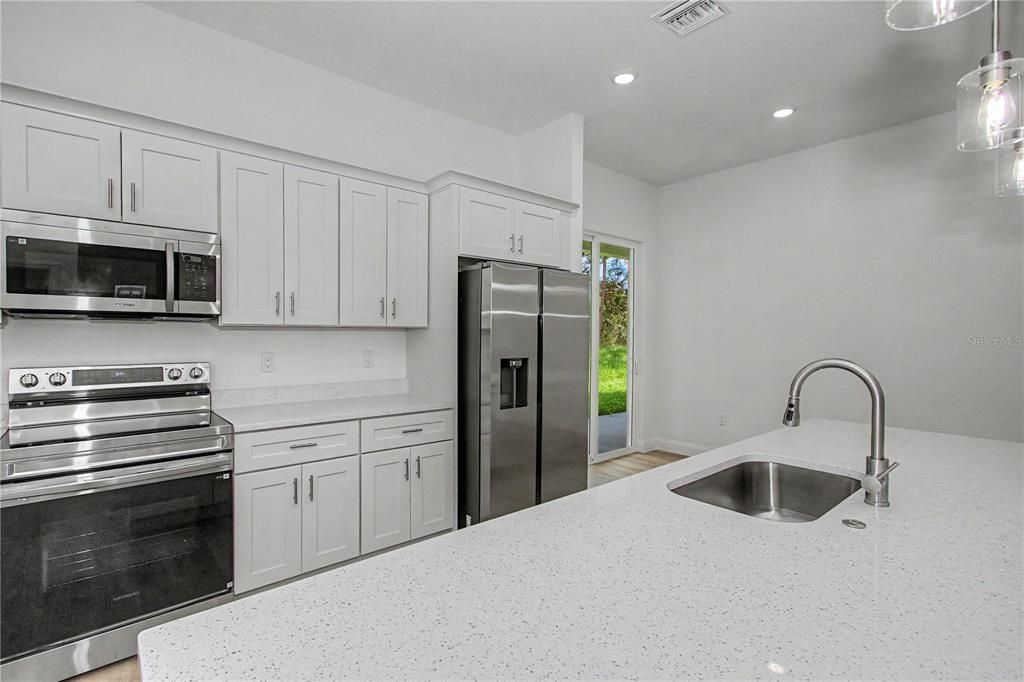 For Sale: $304,900 (4 beds, 2 baths, 1859 Square Feet)