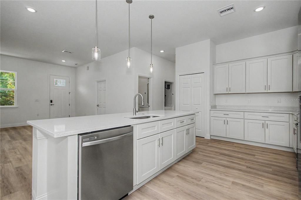 For Sale: $304,900 (4 beds, 2 baths, 1859 Square Feet)
