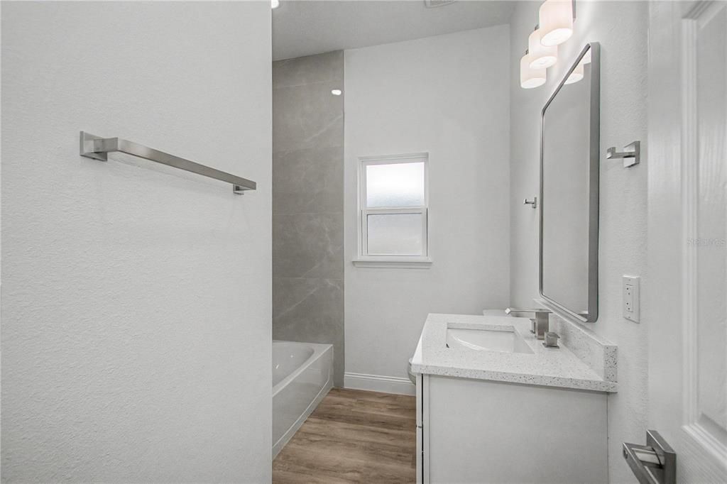 For Sale: $304,900 (4 beds, 2 baths, 1859 Square Feet)