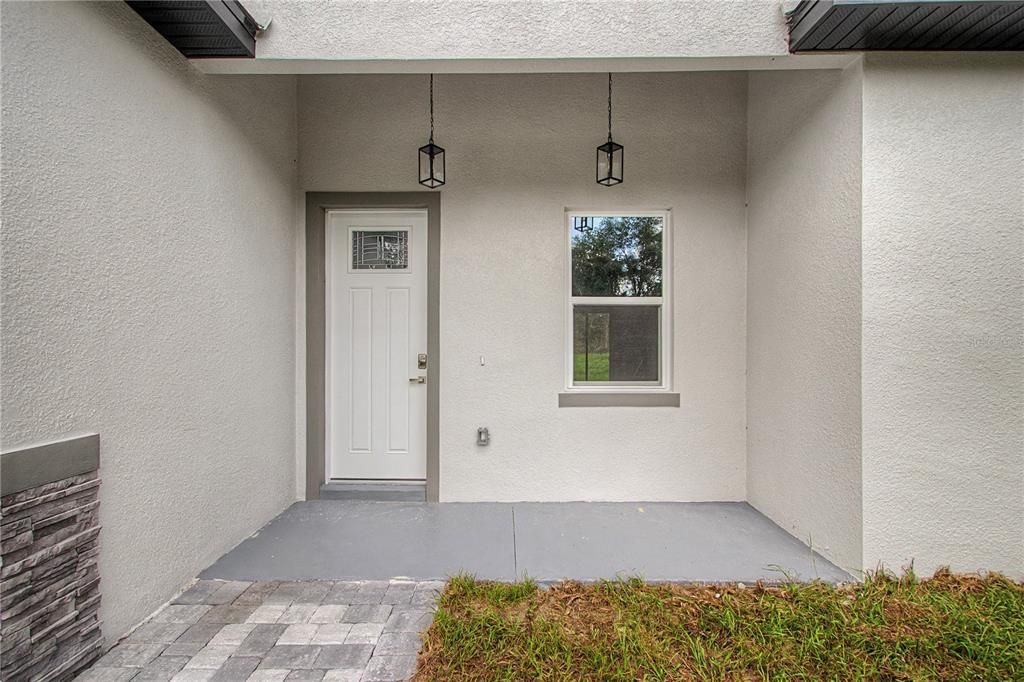 For Sale: $304,900 (4 beds, 2 baths, 1859 Square Feet)