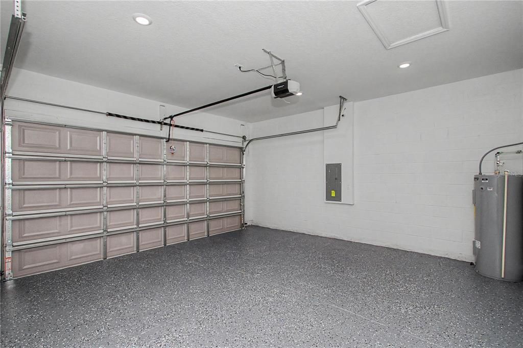 For Sale: $304,900 (4 beds, 2 baths, 1859 Square Feet)