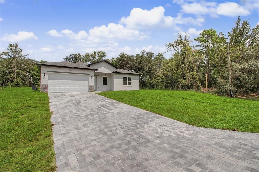 For Sale: $304,900 (4 beds, 2 baths, 1859 Square Feet)