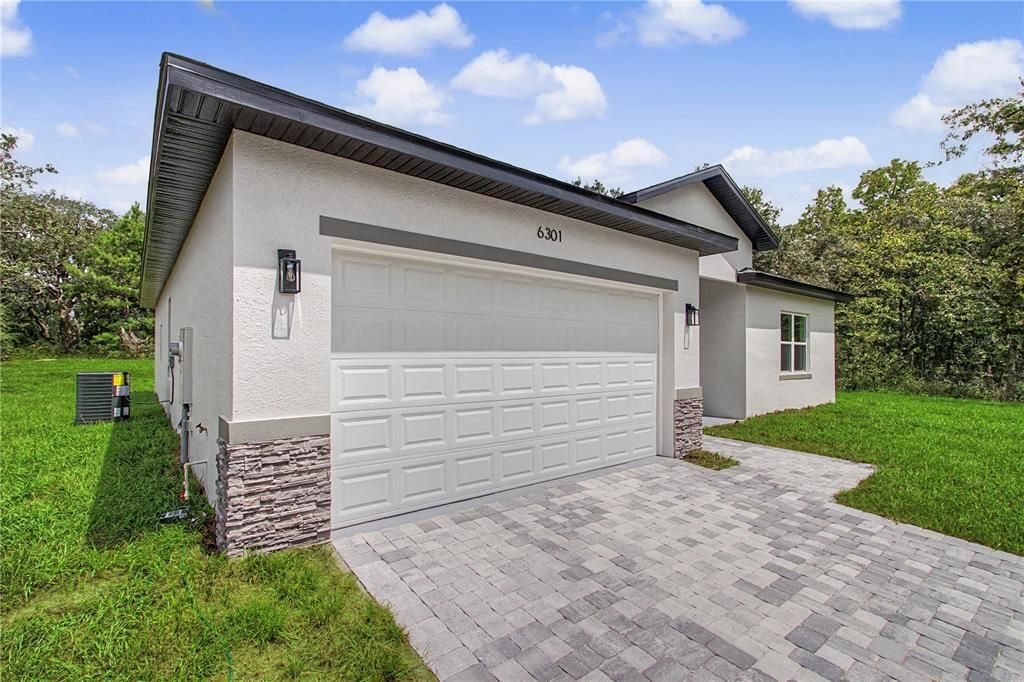 For Sale: $304,900 (4 beds, 2 baths, 1859 Square Feet)