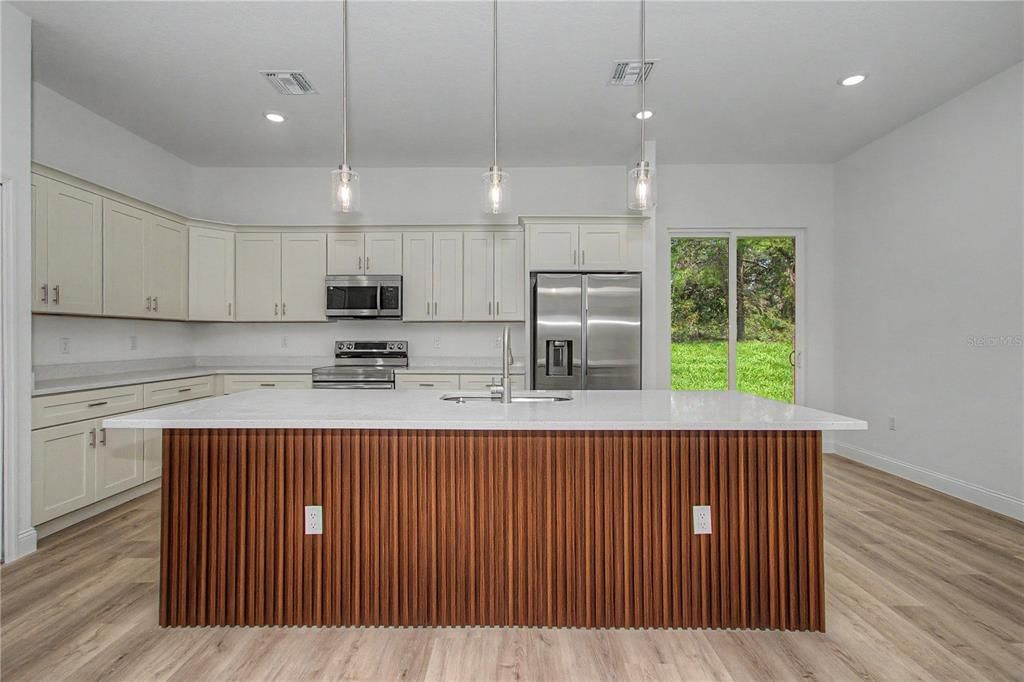For Sale: $304,900 (4 beds, 2 baths, 1859 Square Feet)