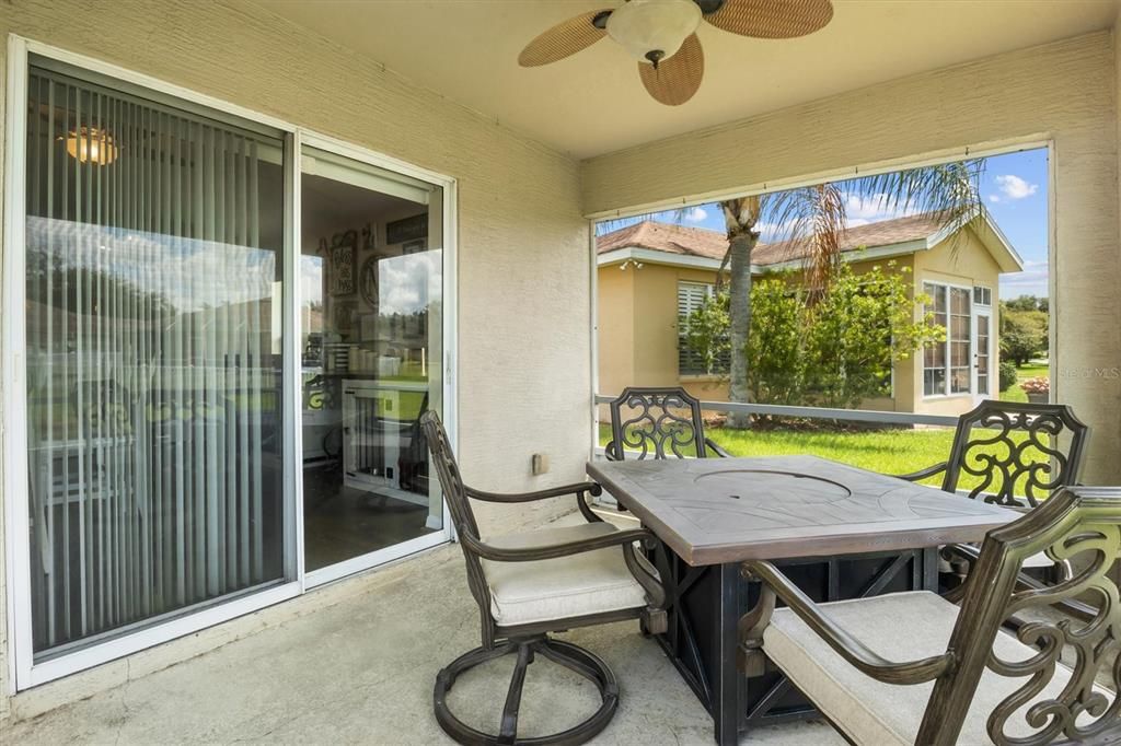 En Venta: $325,000 (3 camas, 2 baños, 1706 Pies cuadrados)
