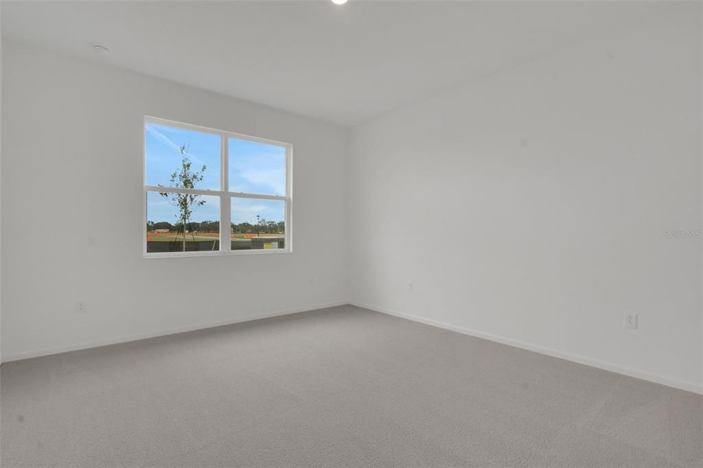 En Venta: $324,990 (4 camas, 2 baños, 1938 Pies cuadrados)