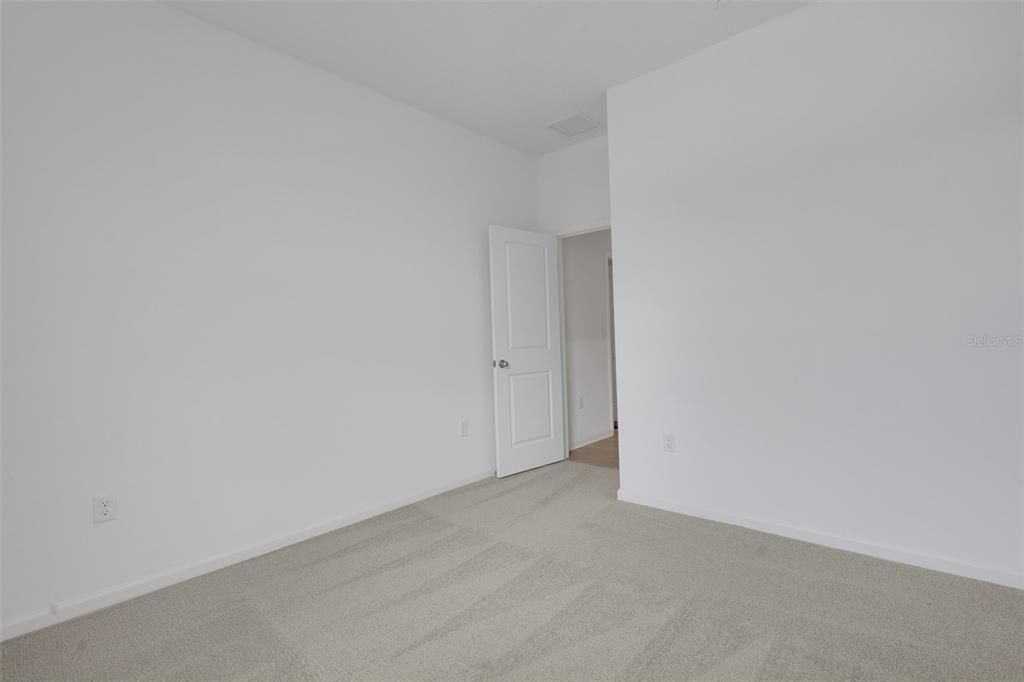En Venta: $324,990 (4 camas, 2 baños, 1938 Pies cuadrados)