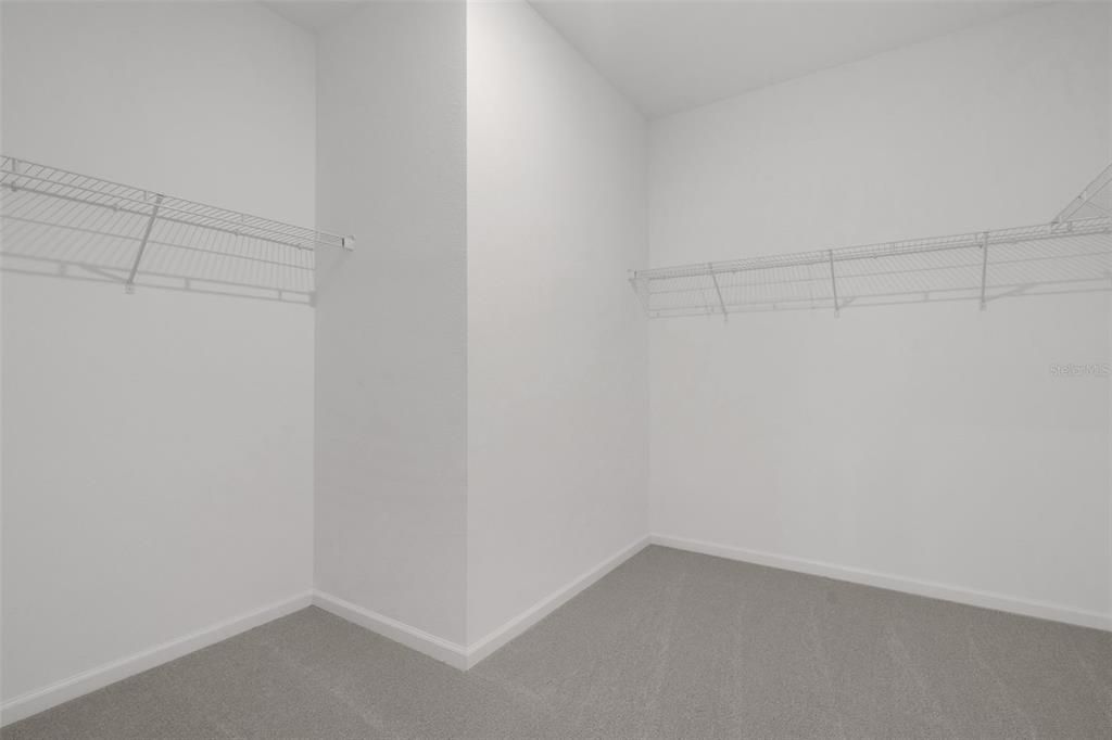 En Venta: $324,990 (4 camas, 2 baños, 1938 Pies cuadrados)
