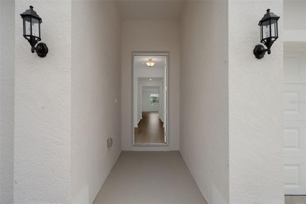 En Venta: $324,990 (4 camas, 2 baños, 1938 Pies cuadrados)