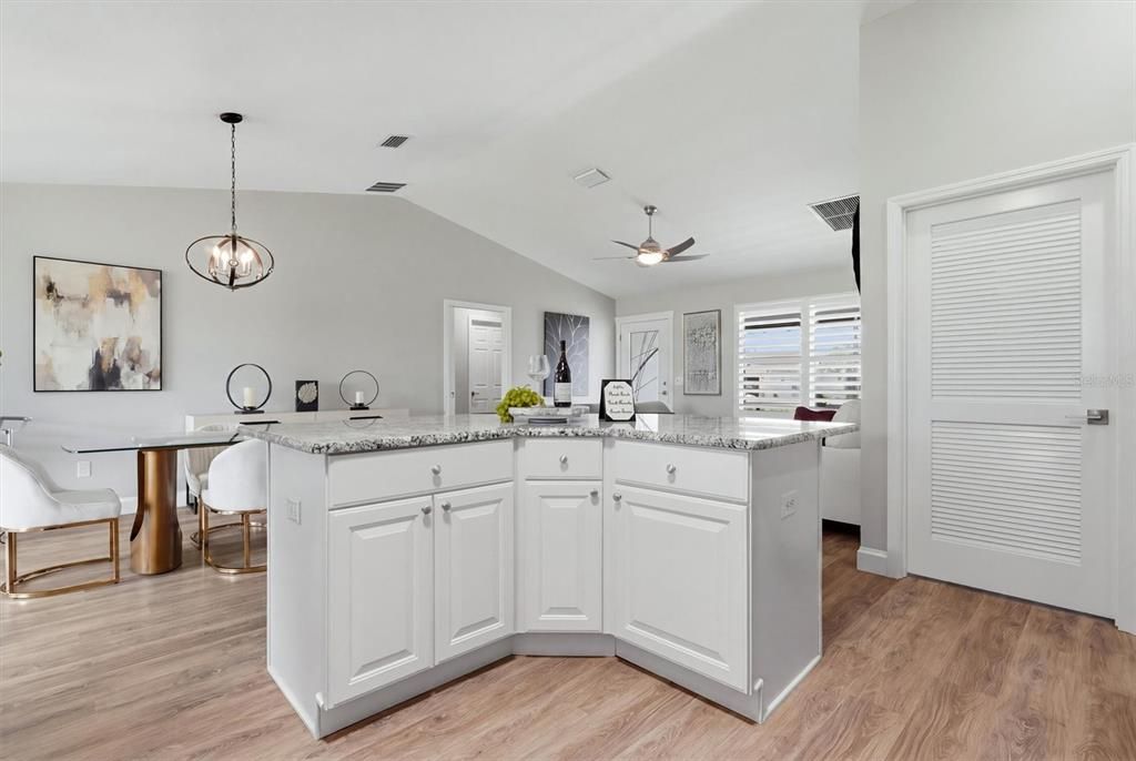 Active With Contract: $545,000 (3 beds, 2 baths, 1572 Square Feet)