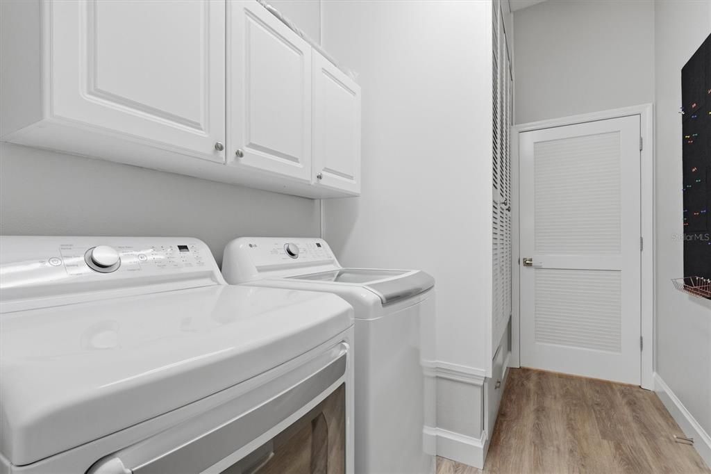 Active With Contract: $545,000 (3 beds, 2 baths, 1572 Square Feet)