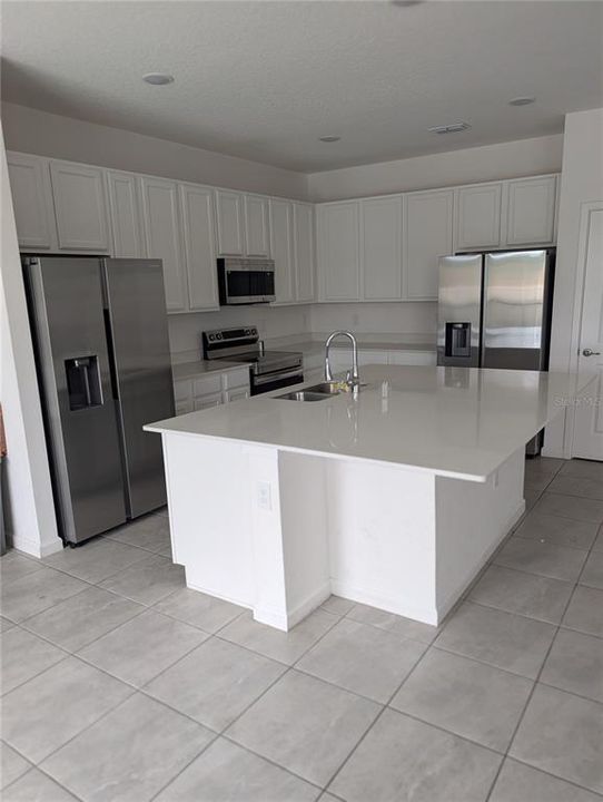 For Sale: $724,900 (6 beds, 8 baths, 3805 Square Feet)