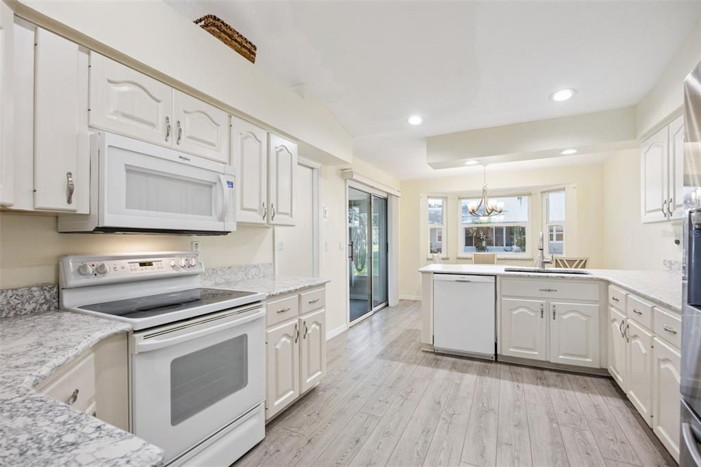 For Sale: $309,900 (3 beds, 2 baths, 1945 Square Feet)