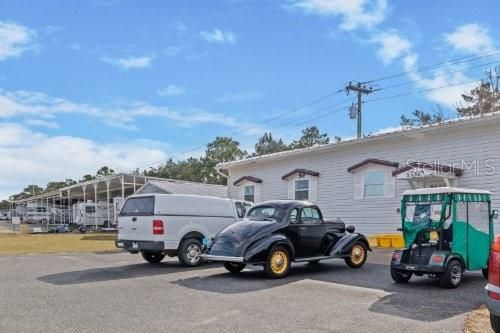 For Sale: $309,900 (3 beds, 2 baths, 1945 Square Feet)