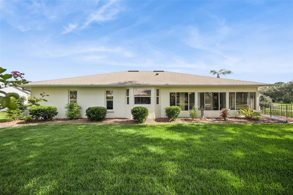 For Sale: $309,900 (3 beds, 2 baths, 1945 Square Feet)