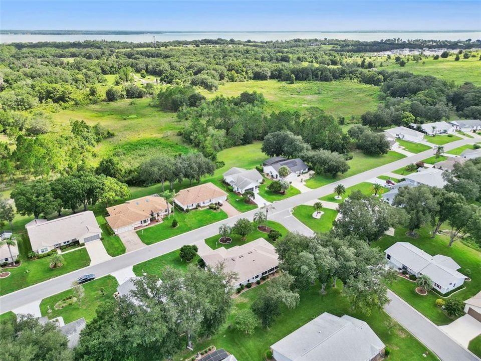 For Sale: $309,900 (3 beds, 2 baths, 1945 Square Feet)