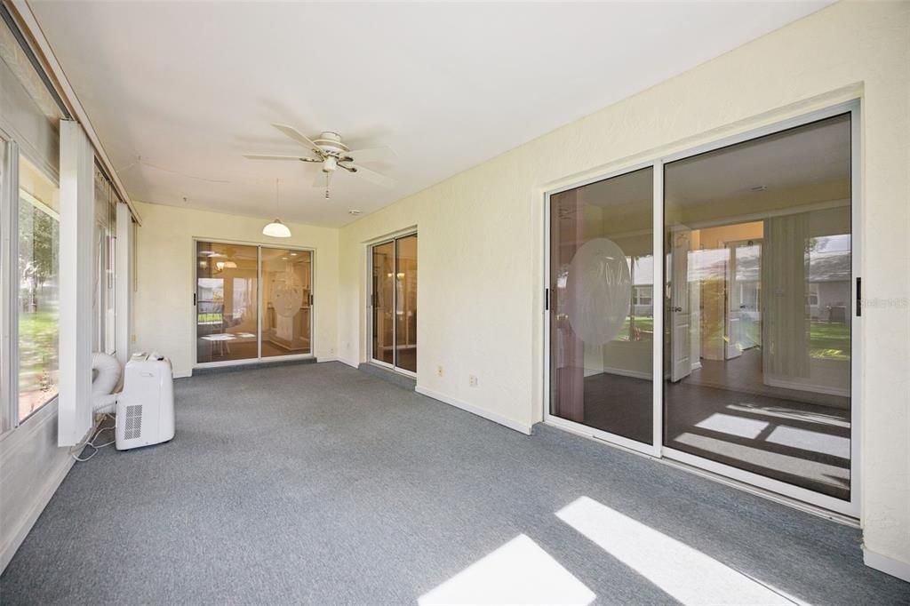 For Sale: $309,900 (3 beds, 2 baths, 1945 Square Feet)