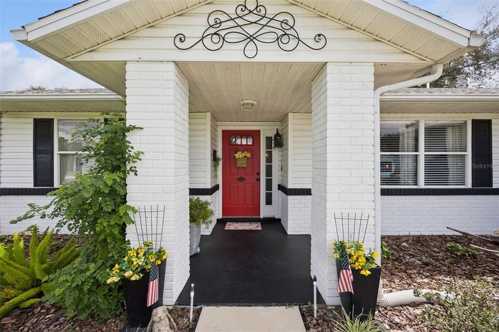 For Sale: $254,900 (2 beds, 2 baths, 1548 Square Feet)