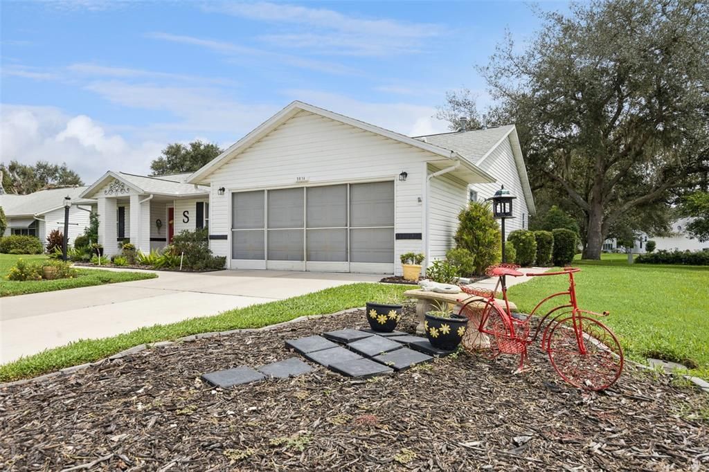 For Sale: $254,900 (2 beds, 2 baths, 1548 Square Feet)