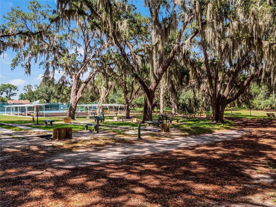 For Sale: $254,900 (2 beds, 2 baths, 1548 Square Feet)