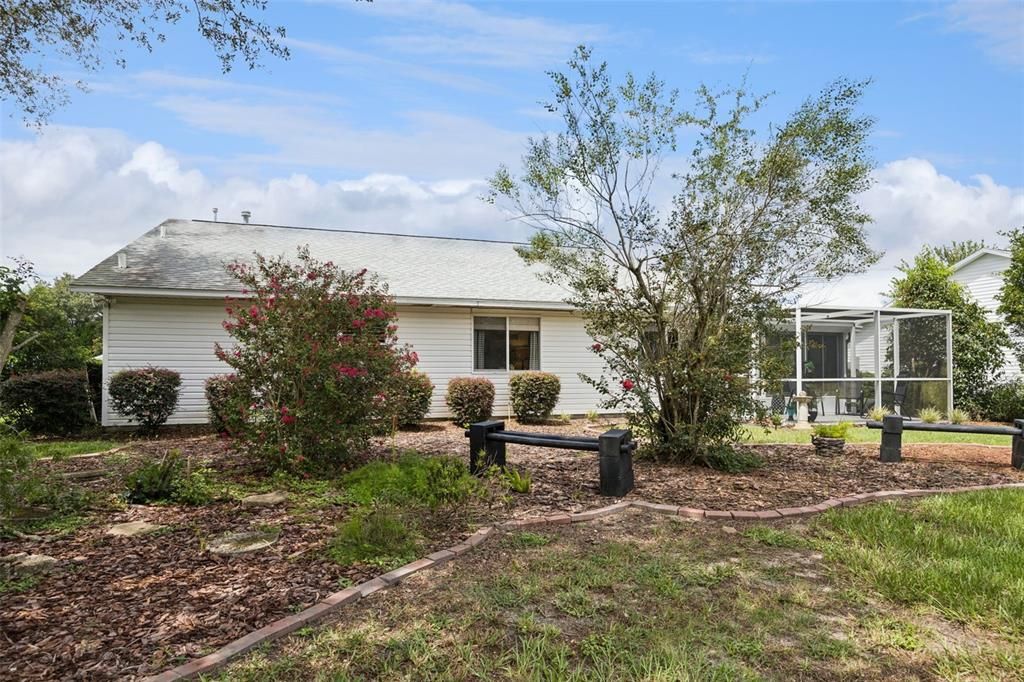 For Sale: $254,900 (2 beds, 2 baths, 1548 Square Feet)