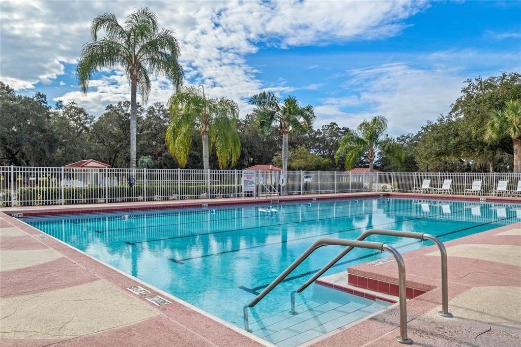 For Sale: $254,900 (2 beds, 2 baths, 1548 Square Feet)