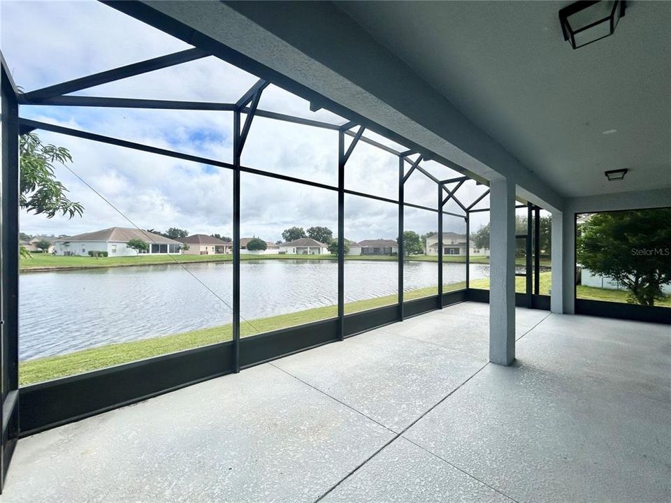 For Sale: $379,900 (3 beds, 2 baths, 1596 Square Feet)