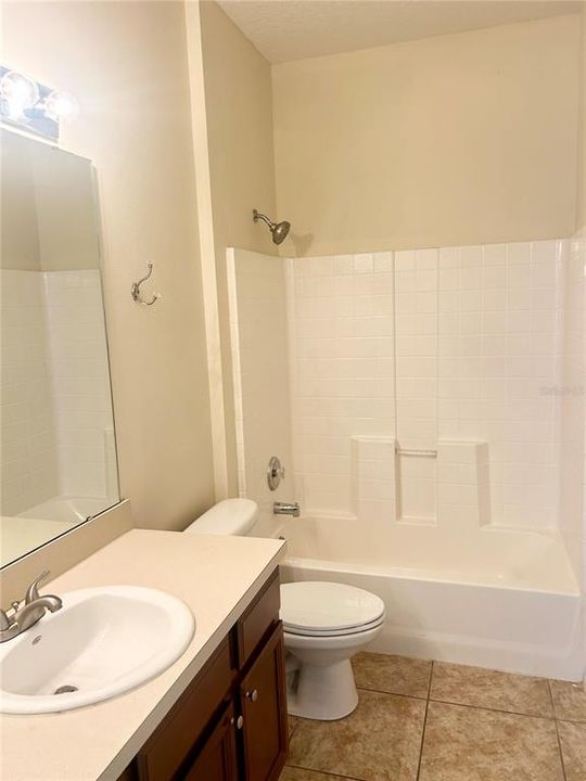 For Sale: $379,900 (3 beds, 2 baths, 1596 Square Feet)